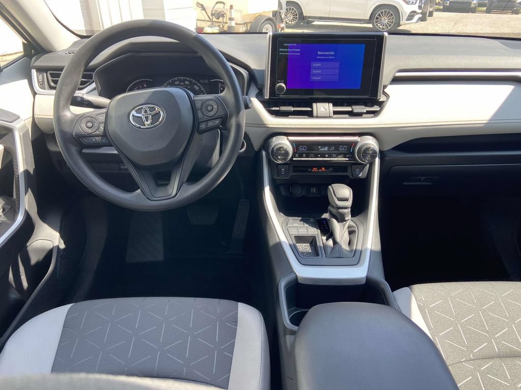 Used 2025 Toyota RAV4 XLE w/ Convenience Package FWD image 12