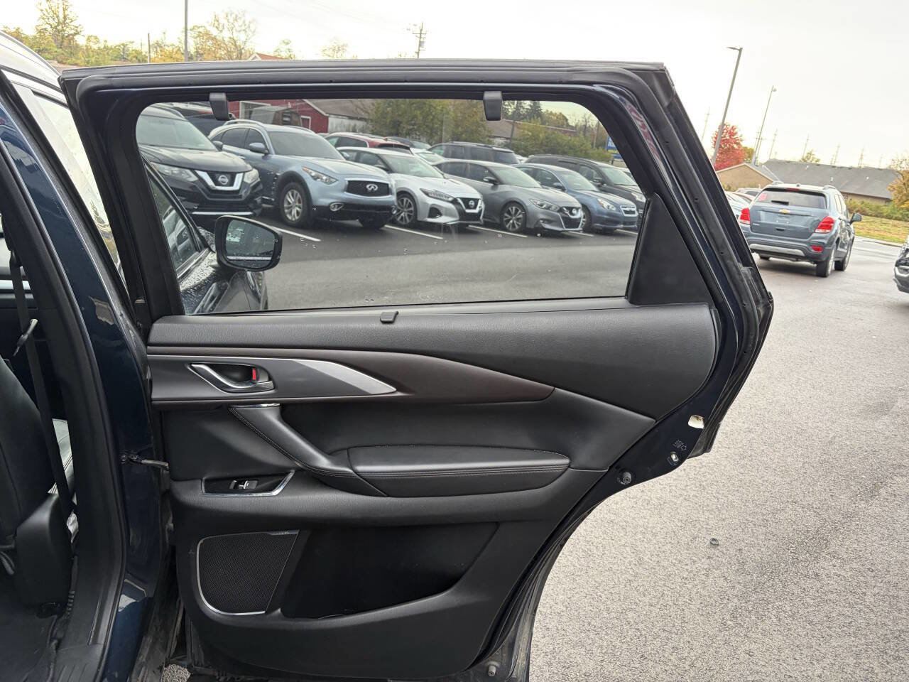 Used 2017 MAZDA CX-9 Grand Touring image 16