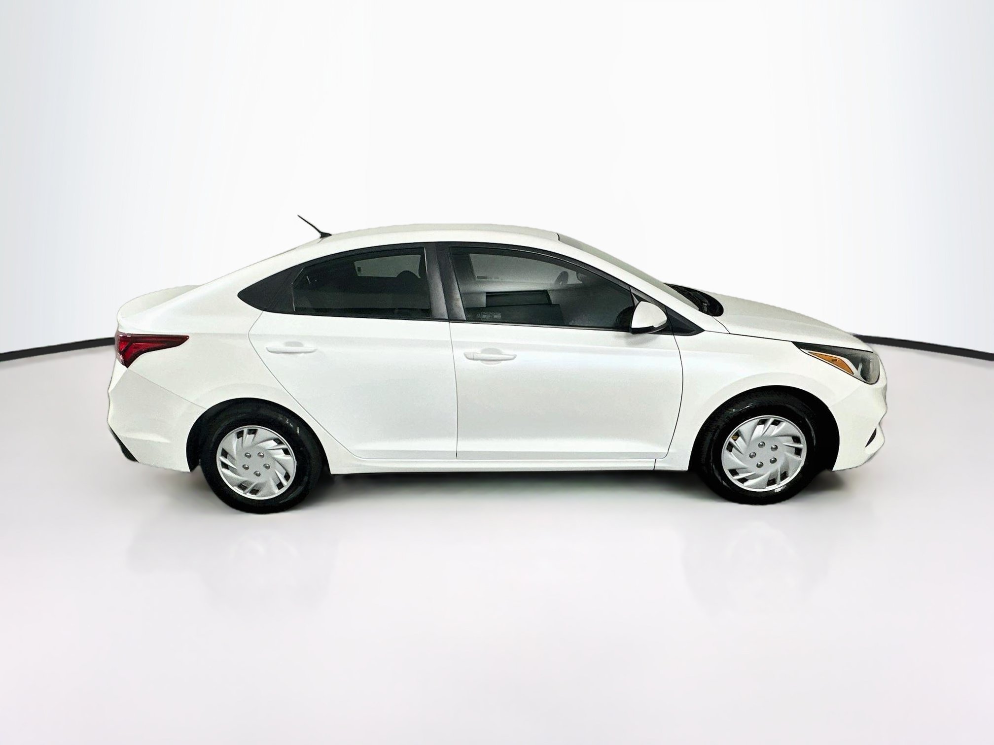 Used 2018 Hyundai Accent SE FWD image 10
