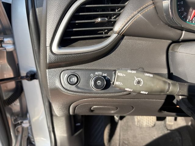 Used 2017 Chevrolet Trax LS FWD image 27