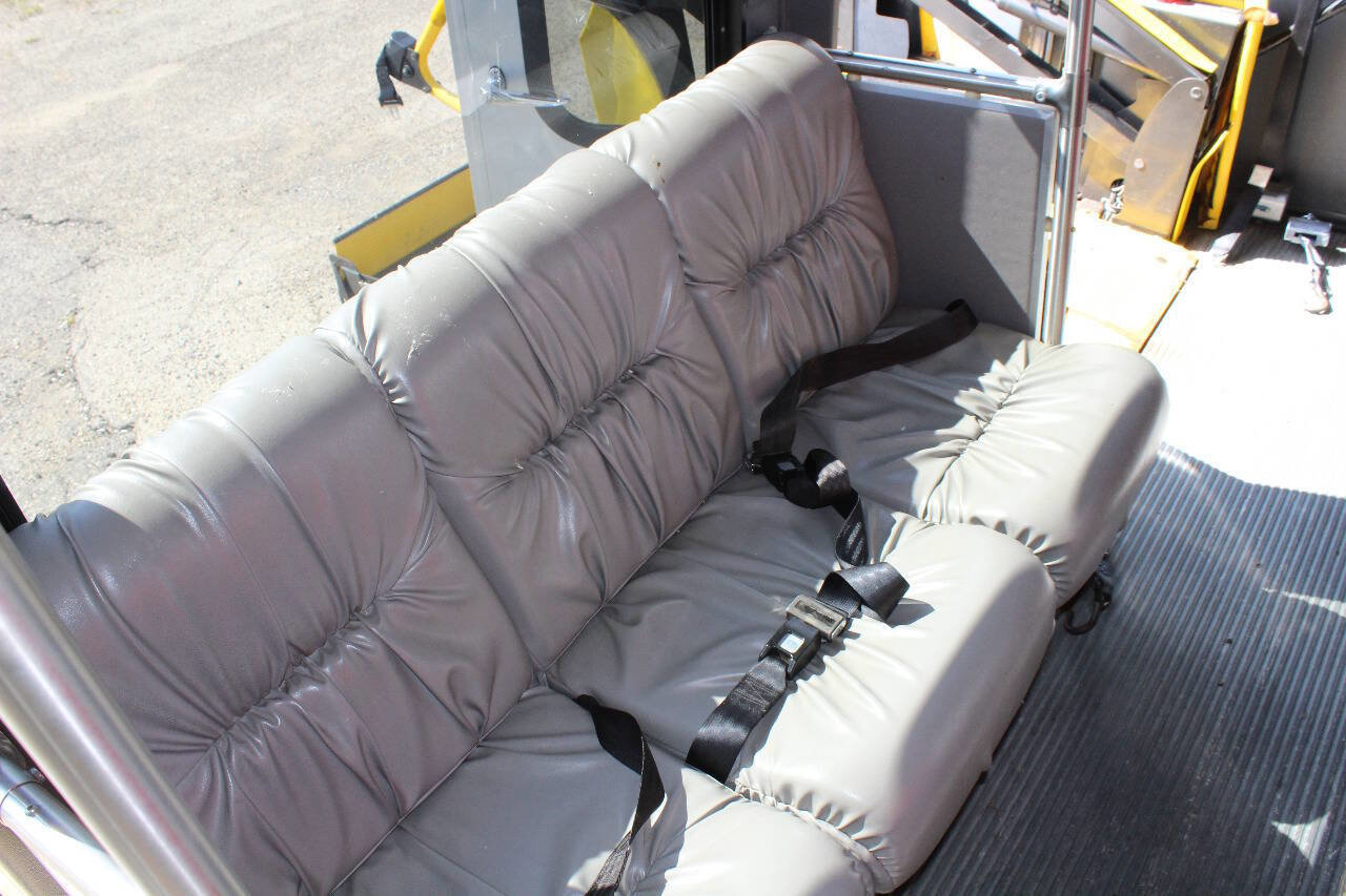 Used 2012 Chevrolet Express 3500 w/ Shuttle Bus Package RWD image 23