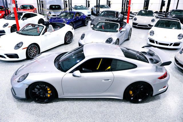 Used 2018 Porsche 911 GT3 image 7