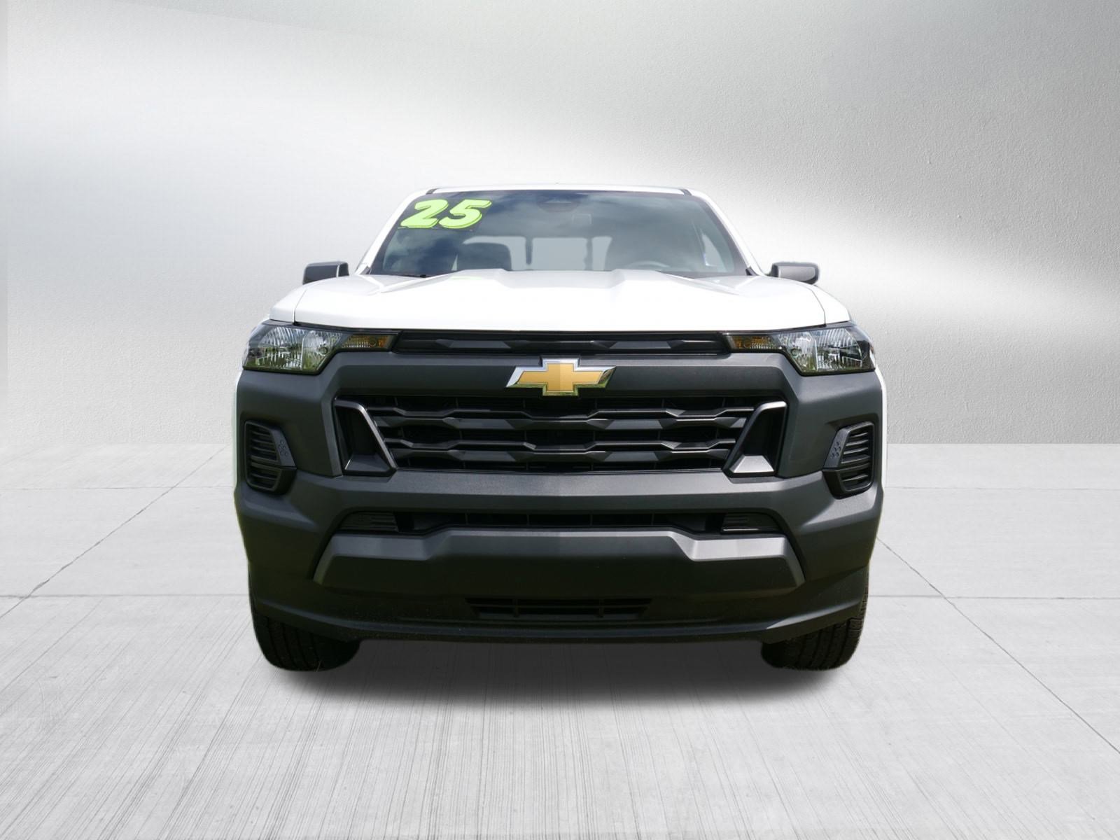 New 2025 Chevrolet Colorado W/T w/ WT Custom Package image 9