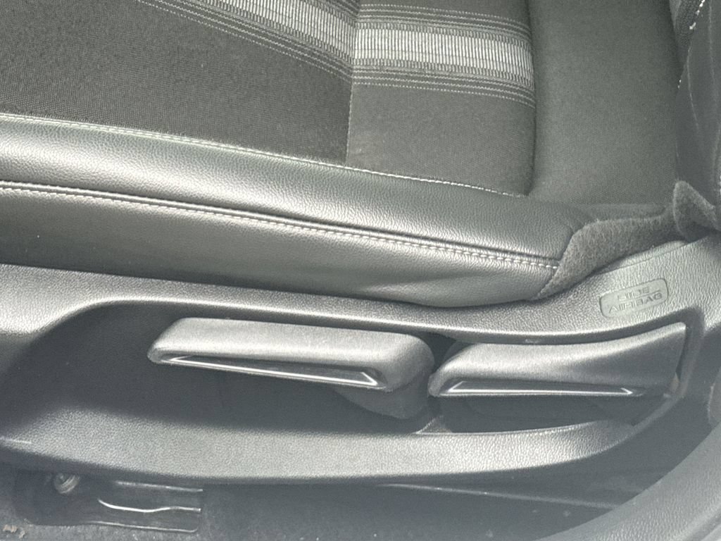 Used 2022 Honda Civic Sport image 14
