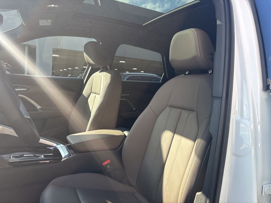 Certified 2025 Audi Q5 Premium Plus w/ Premium Plus image 13