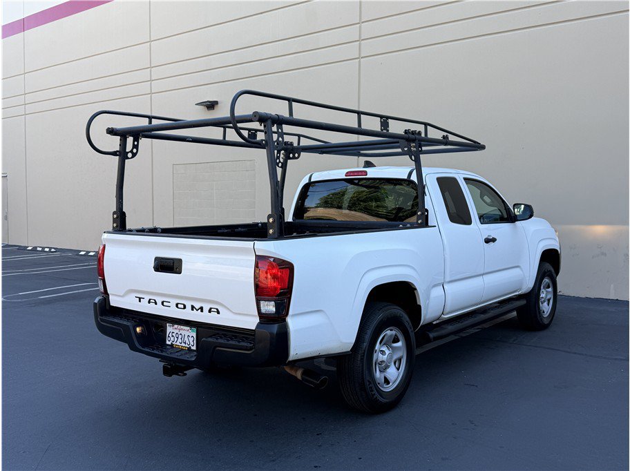 Used 2023 Toyota Tacoma SR RWD image 6