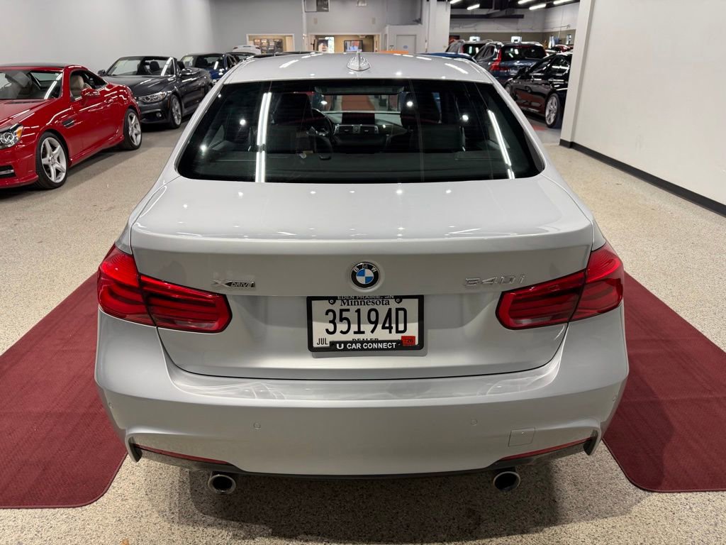 Used 2017 BMW 340i xDrive Sedan AWD/4WD image 14