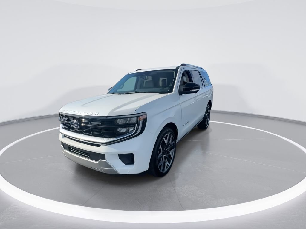 New 2026 Ford Expedition Platinum image 3