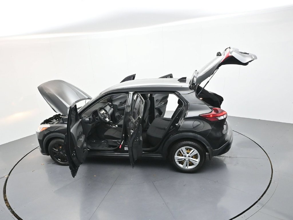 Used 2021 Nissan Kicks S FWD image 28