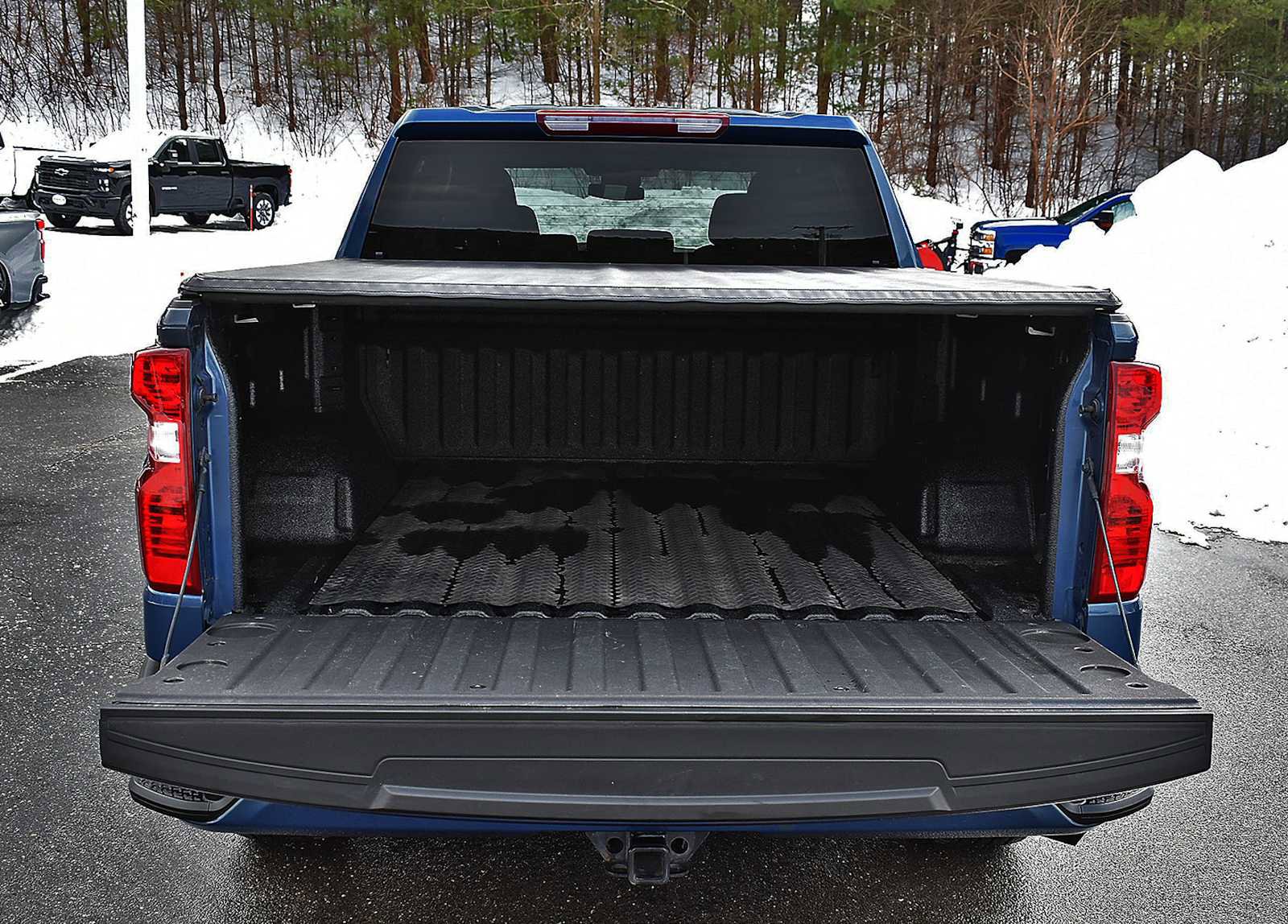 Used 2024 Chevrolet Silverado 1500 Custom image 8