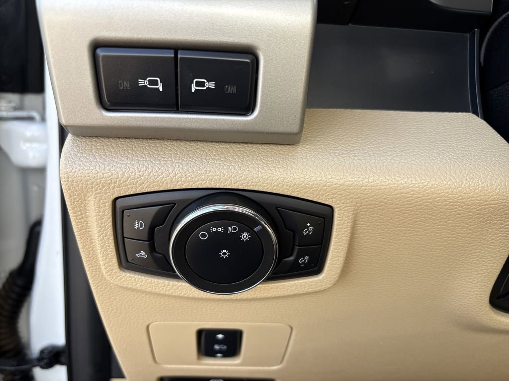 Used 2021 Ford F350 Lariat w/ Lariat Value Package image 13