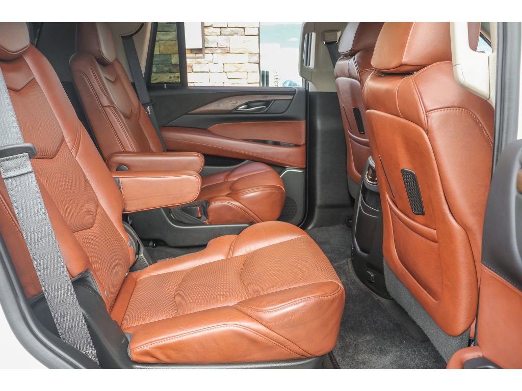 Used 2019 Cadillac Escalade Luxury image 20