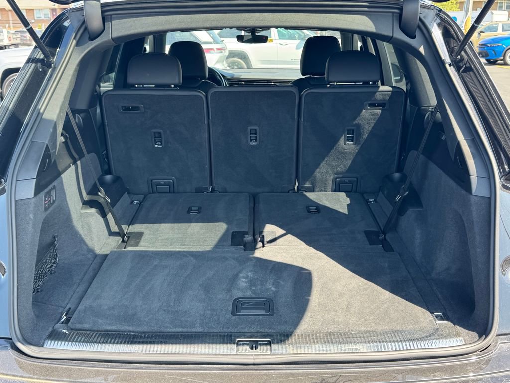 Used 2021 Audi Q7 3.0T Premium AWD/4WD image 19
