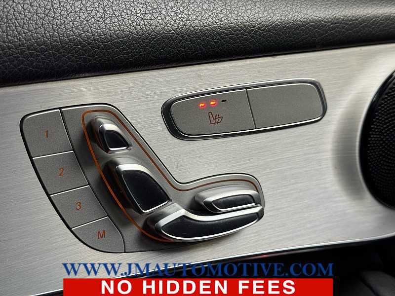 Used 2019 Mercedes-Benz GLC 300 4MATIC image 38