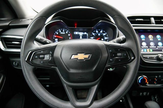 Used 2023 Chevrolet TrailBlazer LT image 31