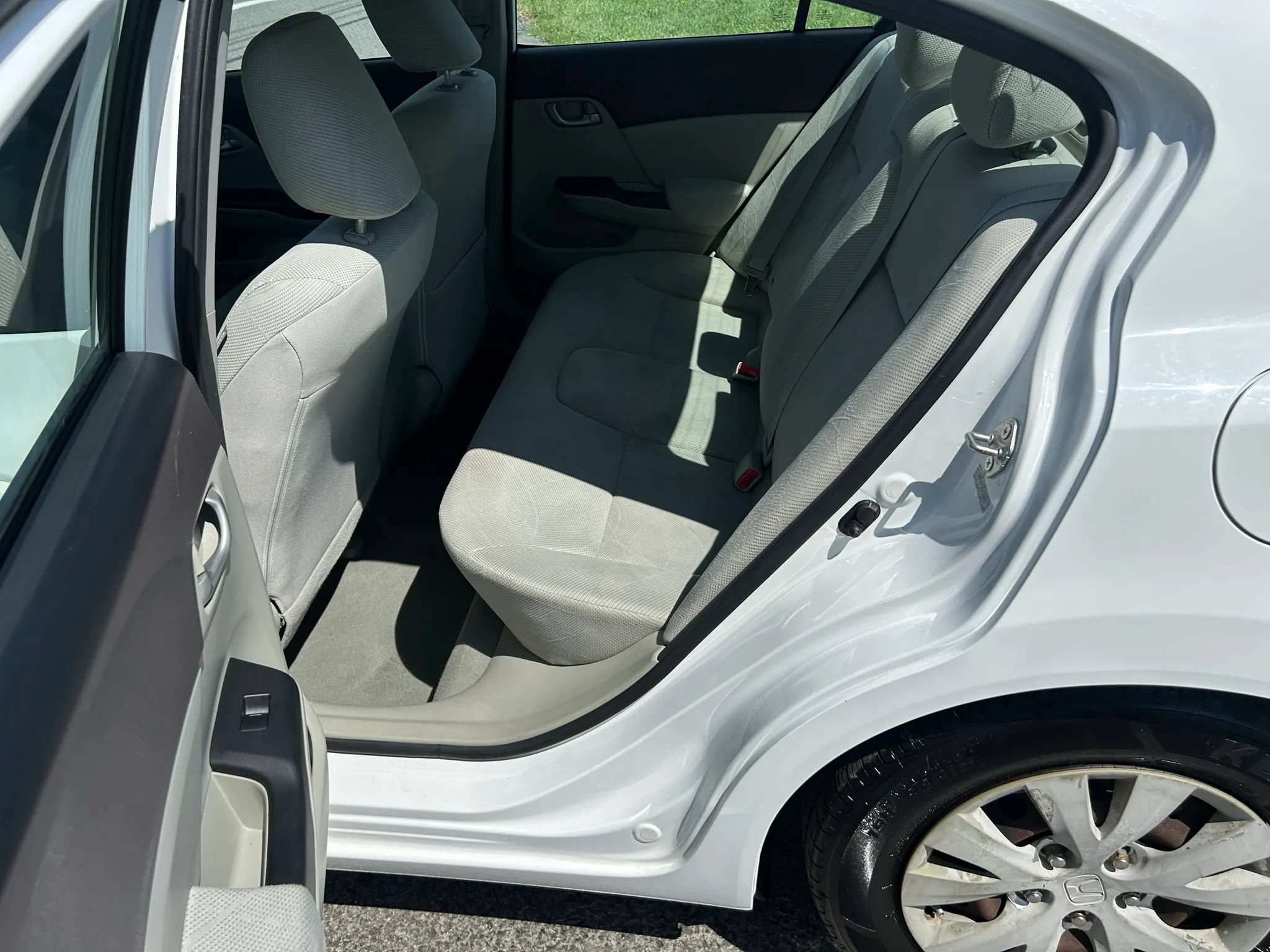 Used 2012 Honda Civic LX image 12