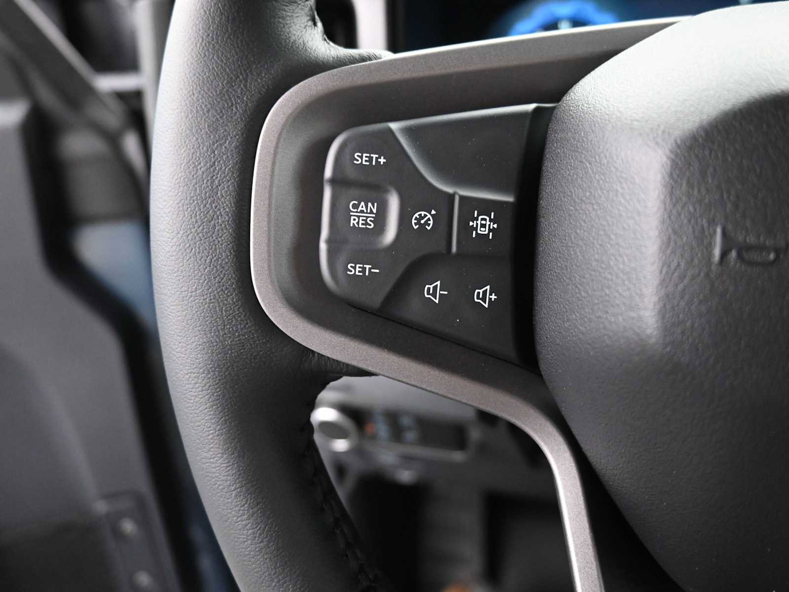 New 2025 Ford Bronco Badlands image 30