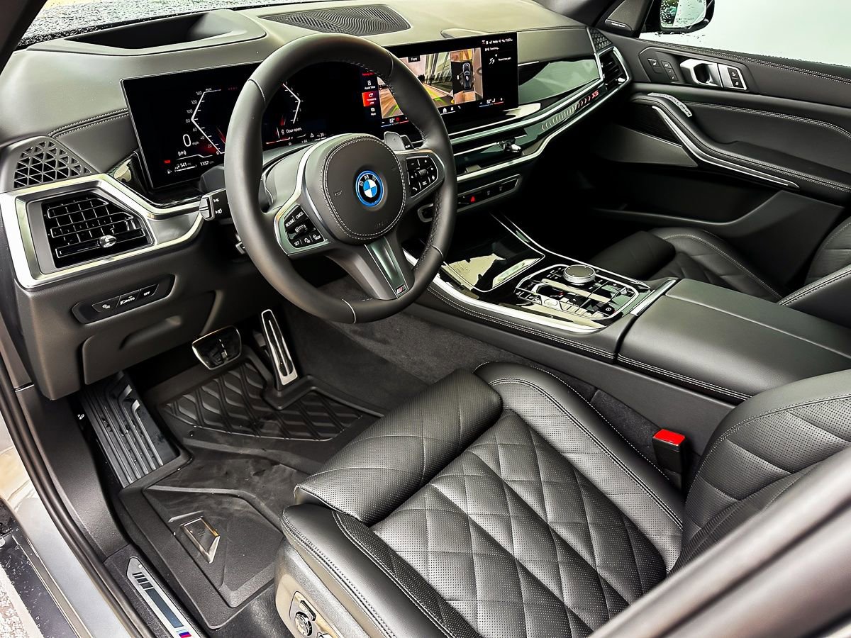New 2026 BMW X5 xDrive50e w/ M Sport Package image 12
