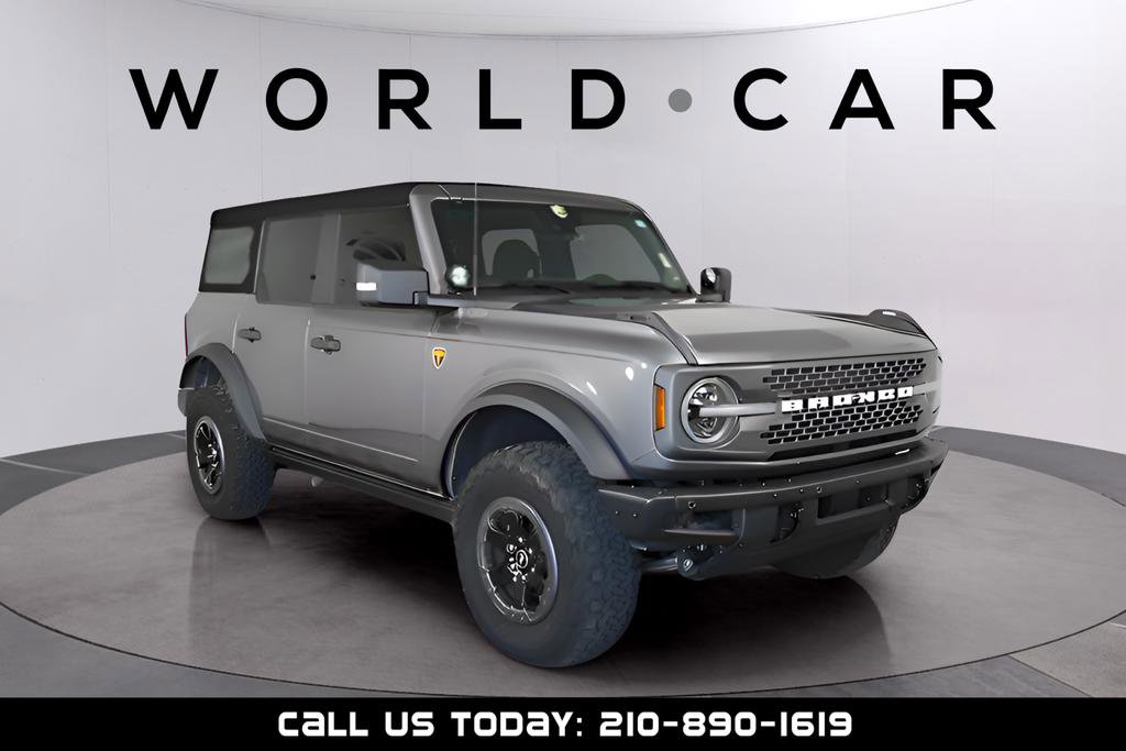 Used 2021 Ford Bronco Badlands image 1