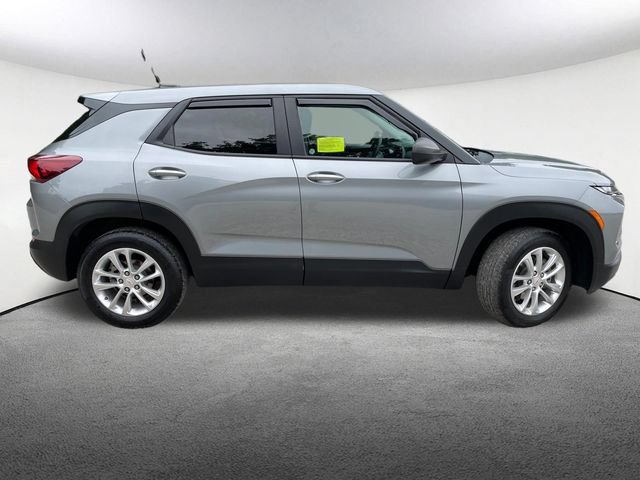 Used 2024 Chevrolet TrailBlazer LS w/ LS Convenience Package AWD/4WD image 15