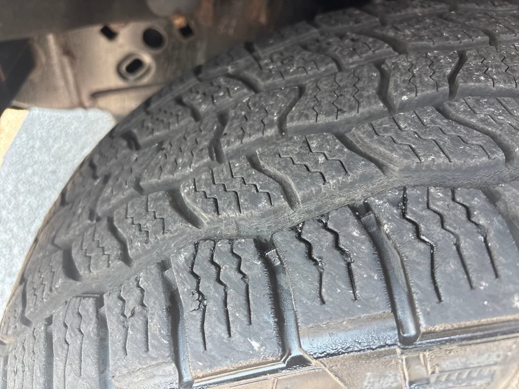 Used 2017 Ford F150 XL w/ Equipment Group 101A Mid AWD/4WD image 32
