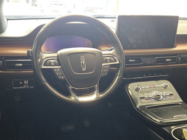 Used 2022 Lincoln Nautilus Reserve w/ Equipment Group 201A AWD/4WD image 19