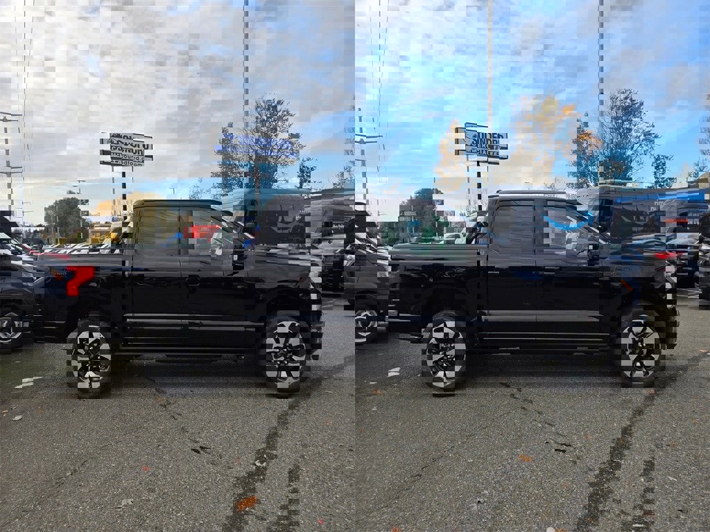 New 2025 Ford F150 Lightning Platinum image 4