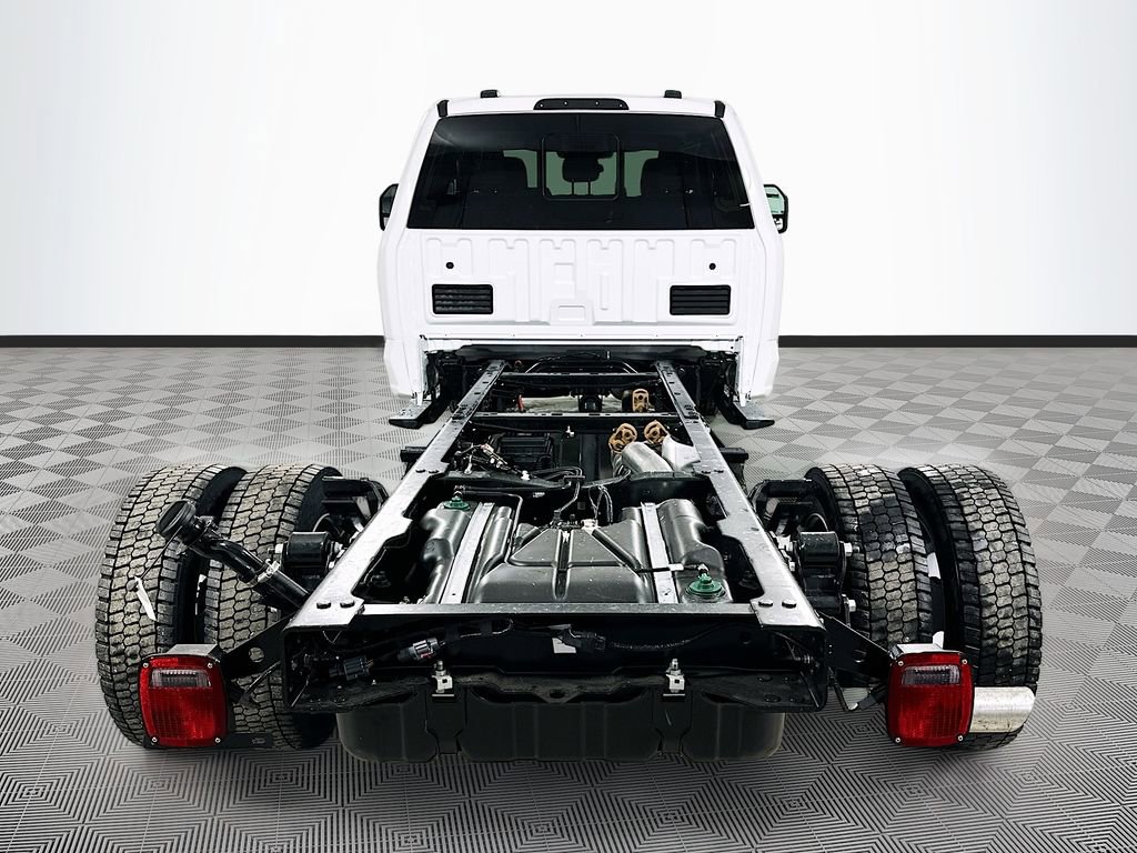 New 2026 Ford F550 4x4 Supercab Super Duty image 5