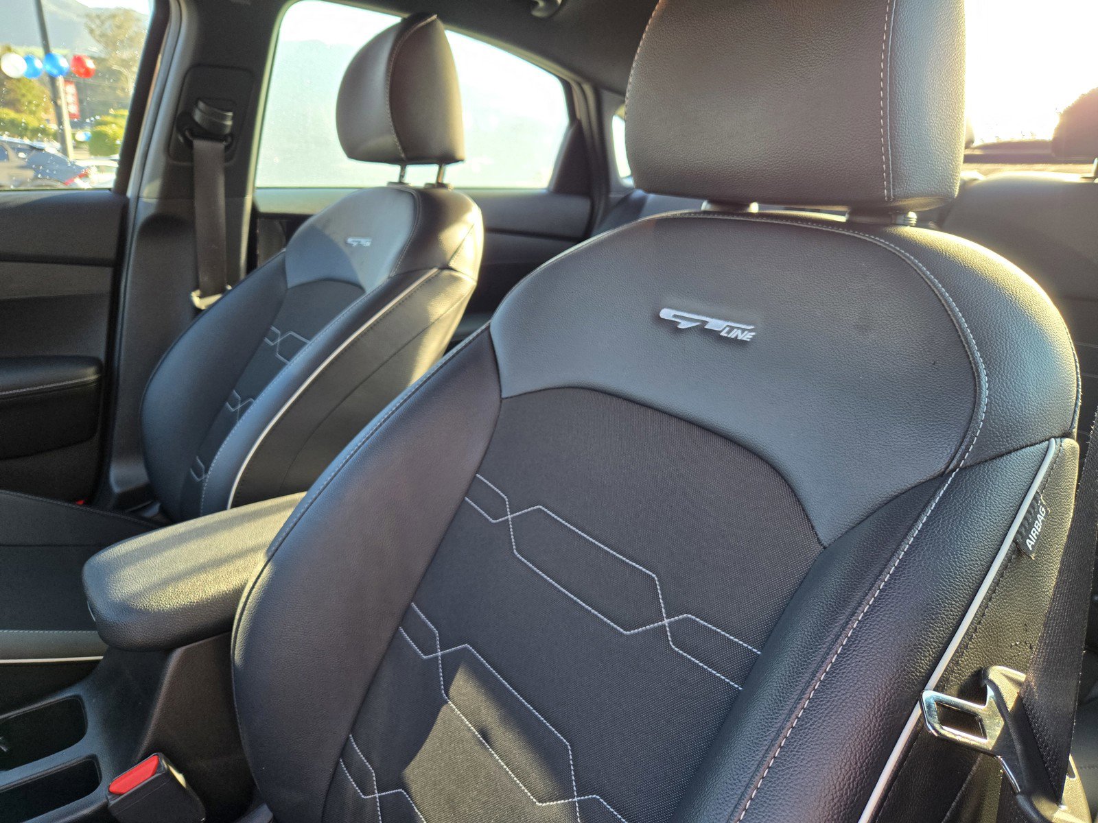 Certified 2023 Kia Forte GT-Line w/ GT-Line Technology Package image 15