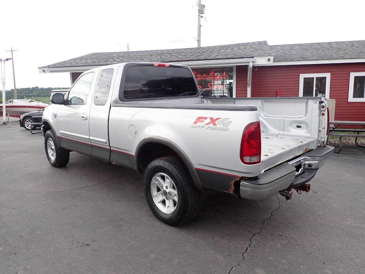 Used 2002 Ford F150 XLT AWD/4WD image 4