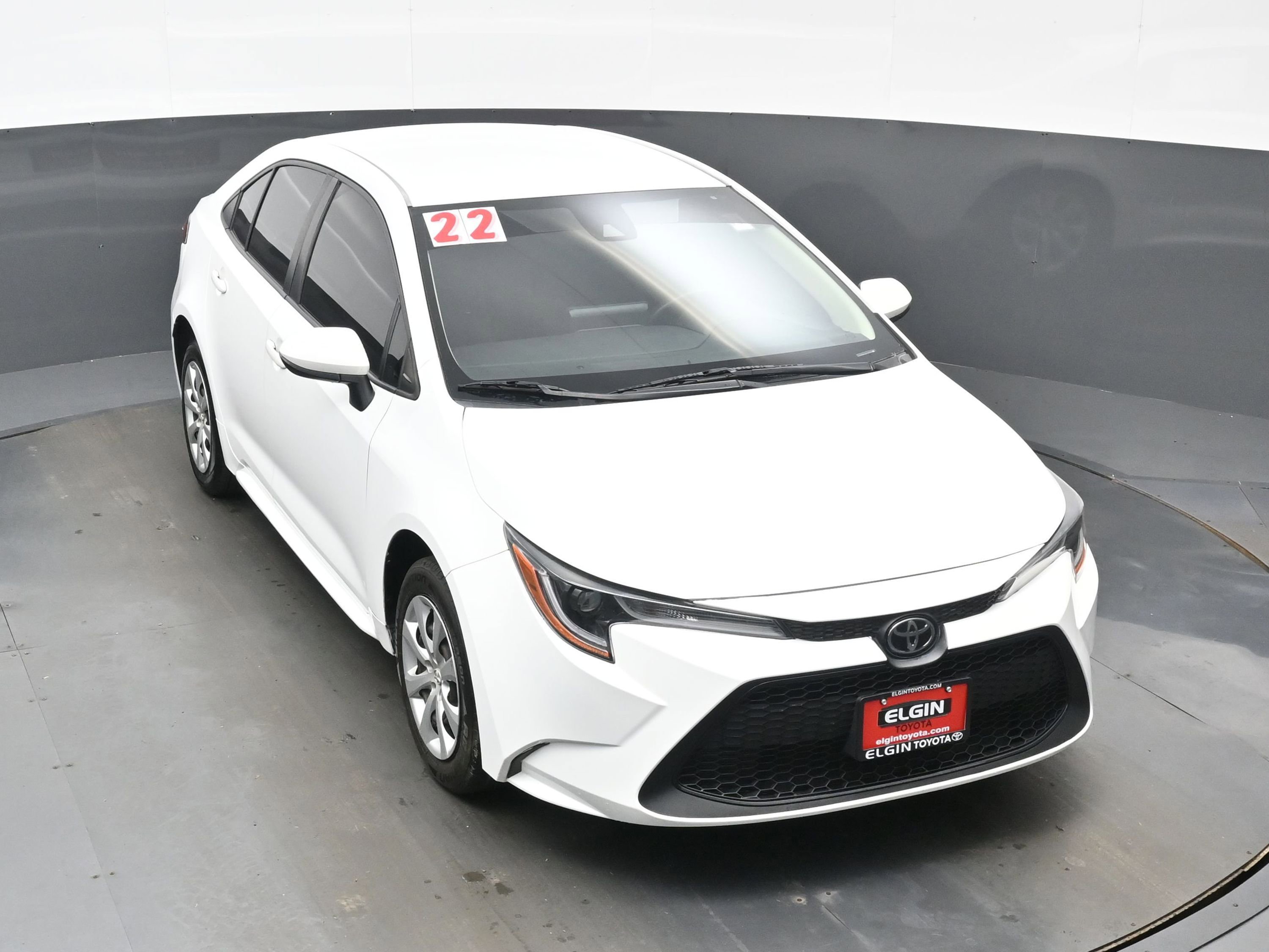 Used 2022 Toyota Corolla LE FWD image 33