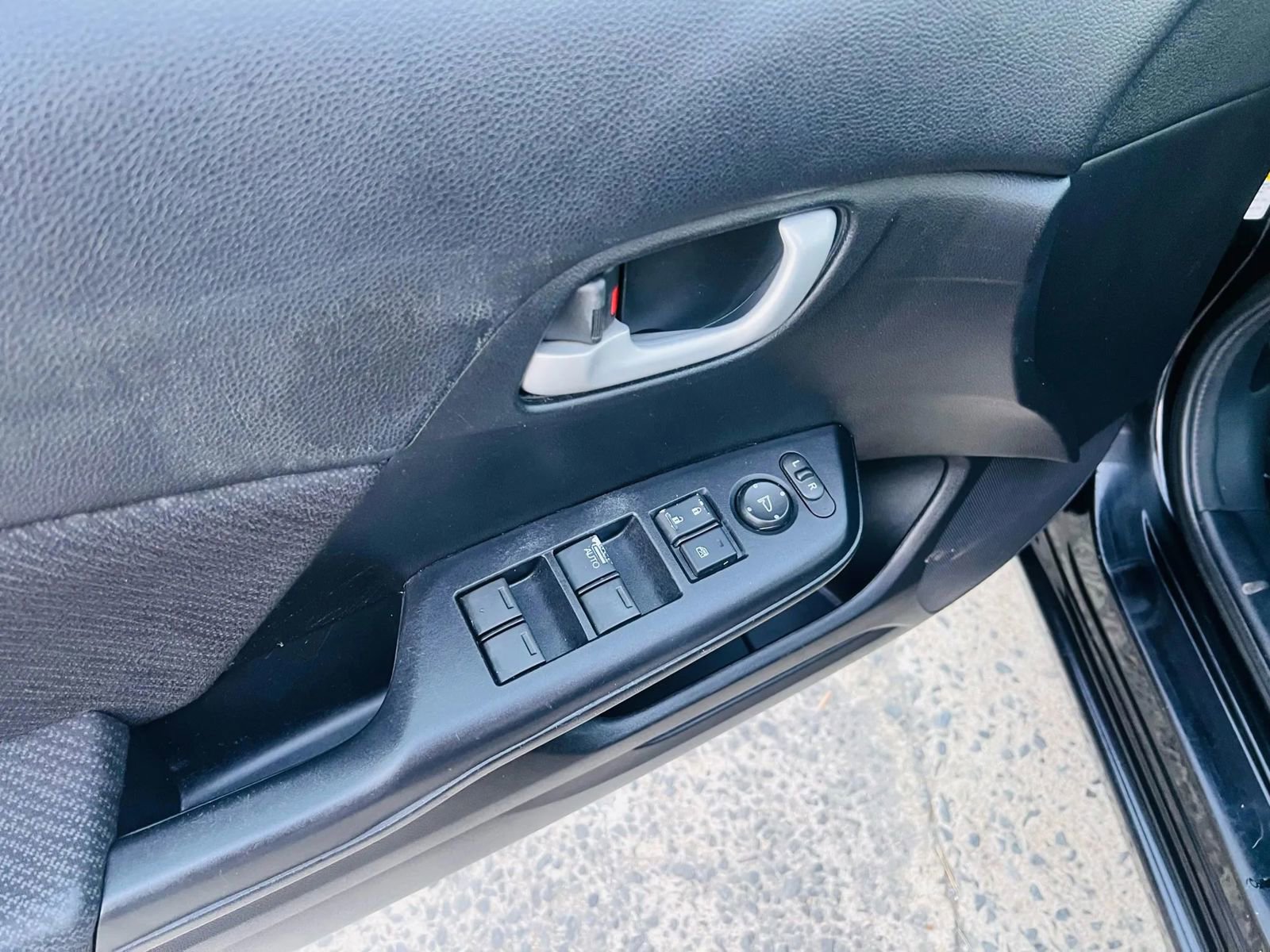 Used 2013 Honda Civic LX image 23