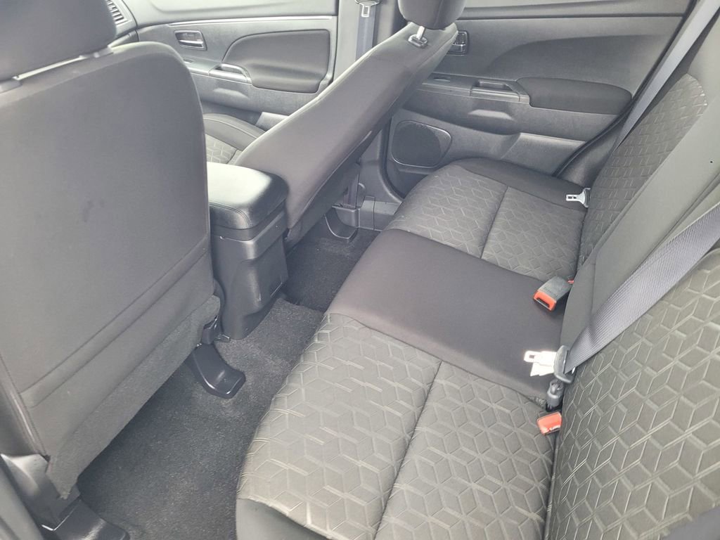 Used 2024 Mitsubishi Outlander Sport ES image 8