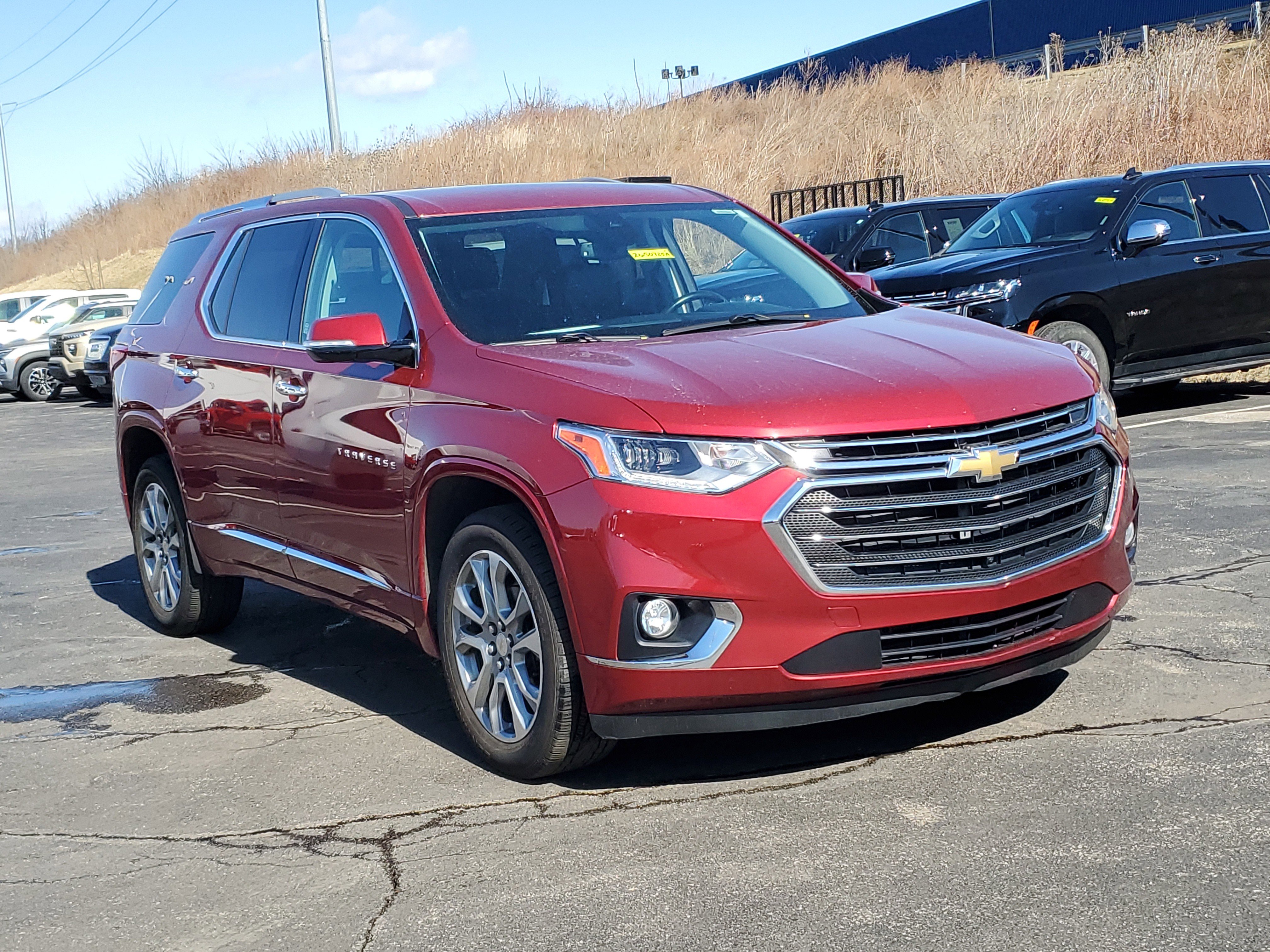Used 2018 Chevrolet Traverse Premier w/ Driver Confidence II Package image 1
