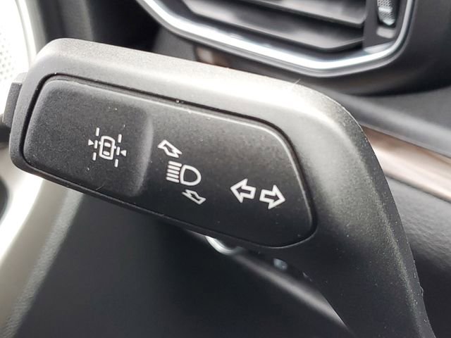 Certified 2023 Ford Explorer Limited w/ Limited Technology Package image 17