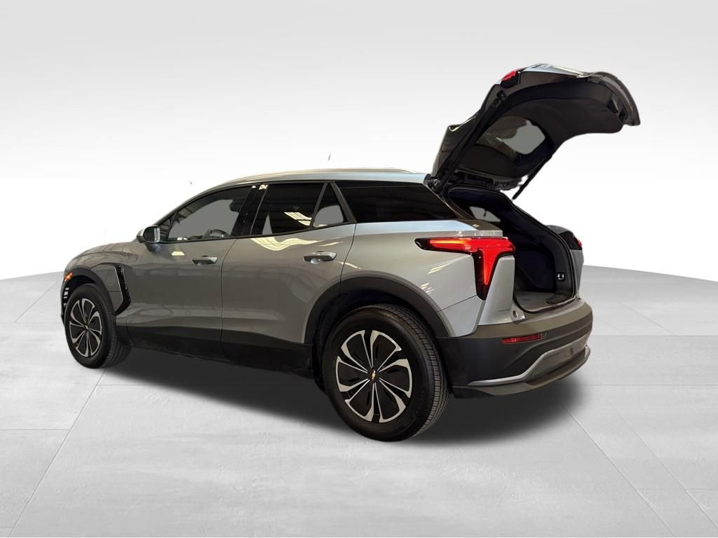 Used 2024 Chevrolet Blazer EV LT image 18