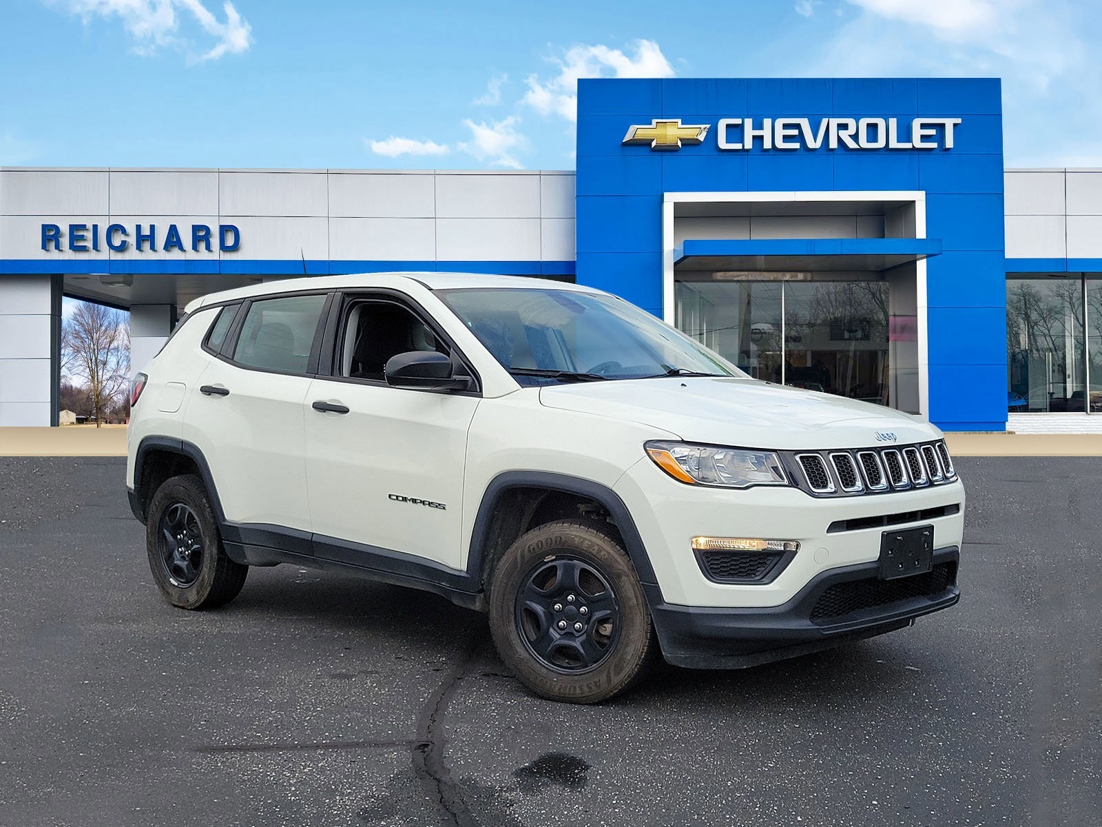 Used 2019 Jeep Compass Sport image 1