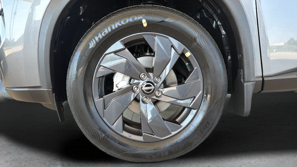 New 2026 Nissan Rogue SV AWD/4WD image 14