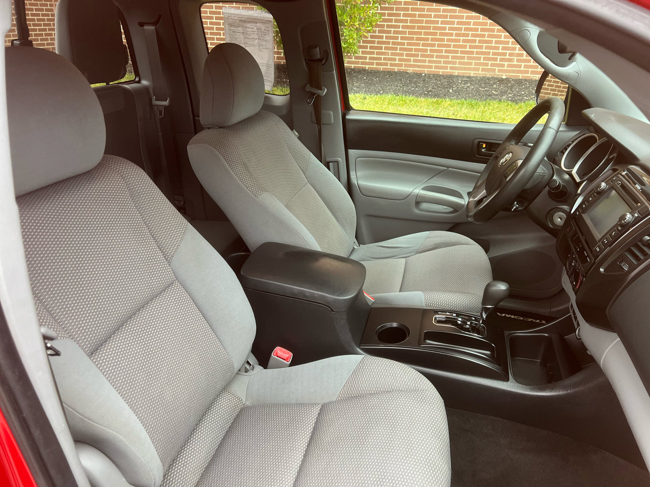 Used 2013 Toyota Tacoma 2WD Access Cab image 23