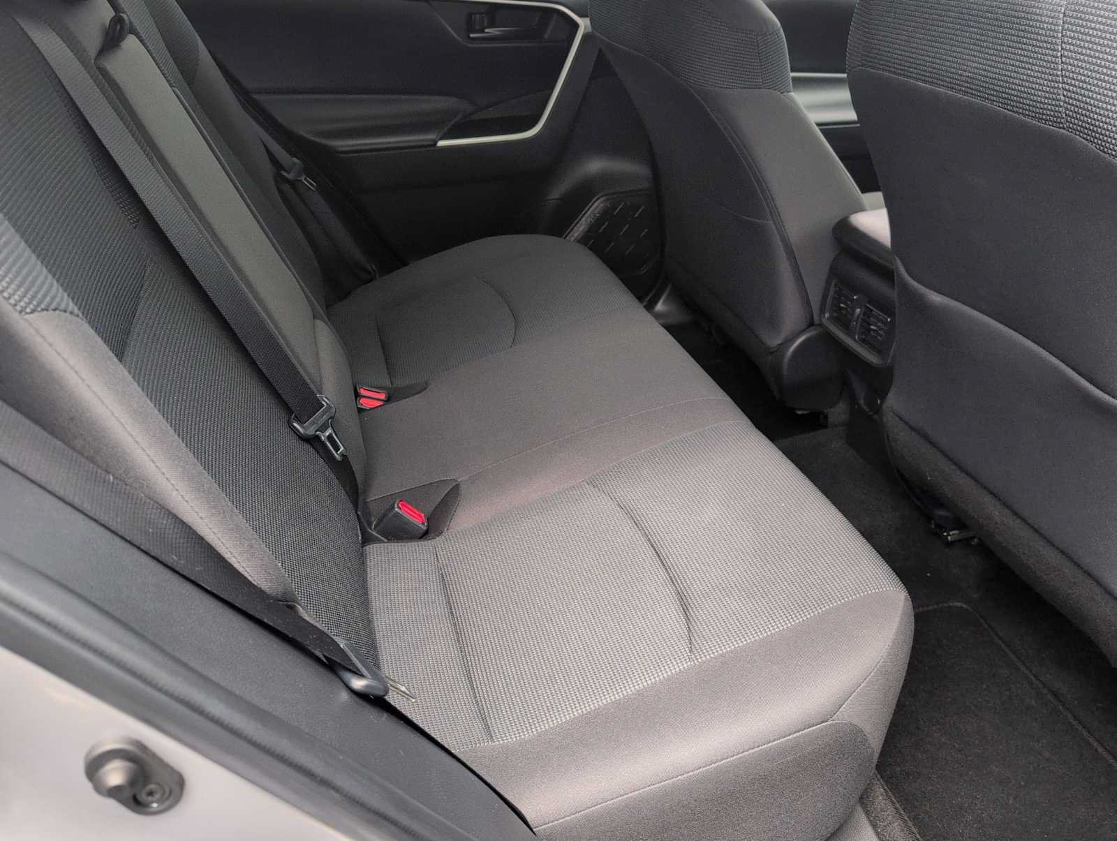 Used 2023 Toyota RAV4 LE FWD image 19