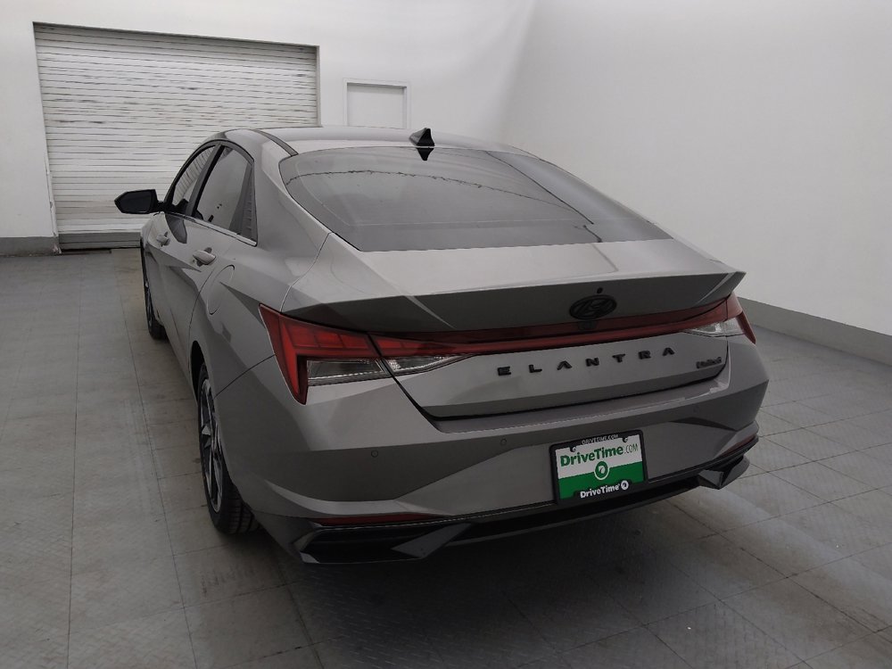 Used 2023 Hyundai Elantra Limited image 5
