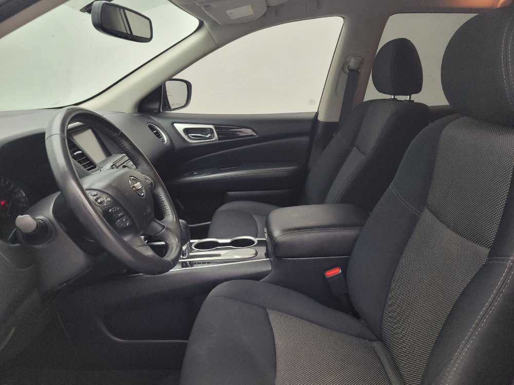 Used 2019 Nissan Pathfinder SV FWD image 17