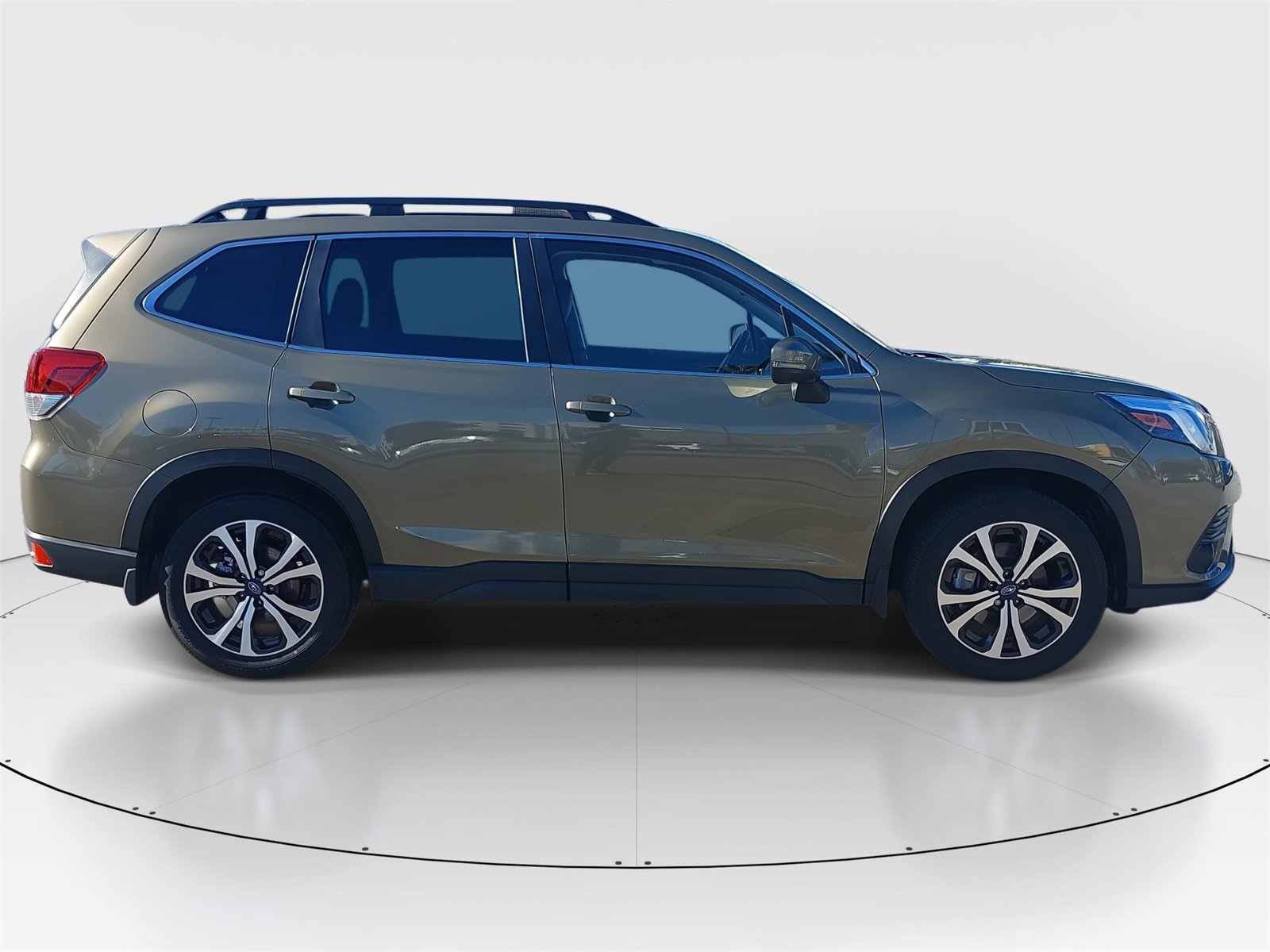 Certified 2023 Subaru Forester Limited image 8