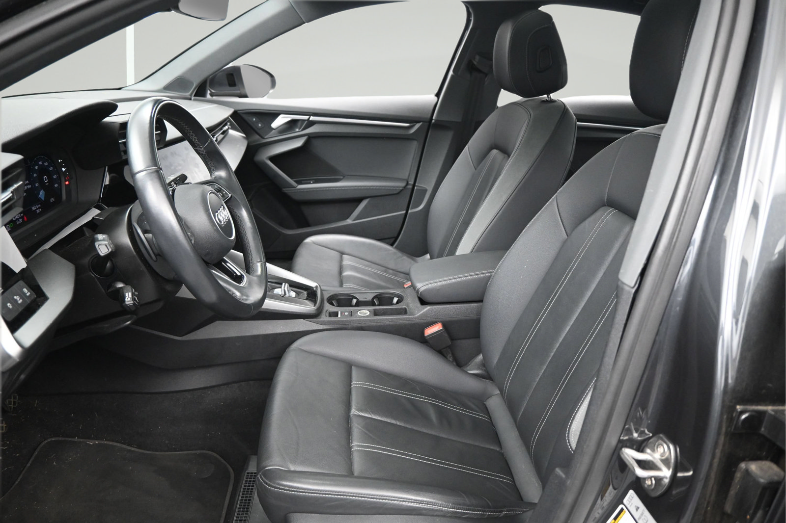 Used 2023 Audi A3 2.0T Premium FWD image 9