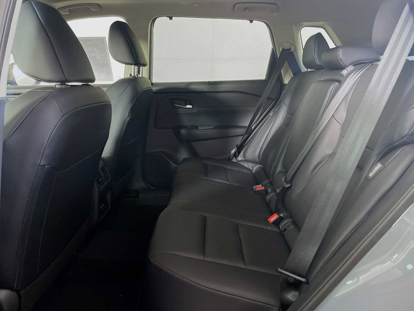 New 2026 Nissan Rogue SV image 5