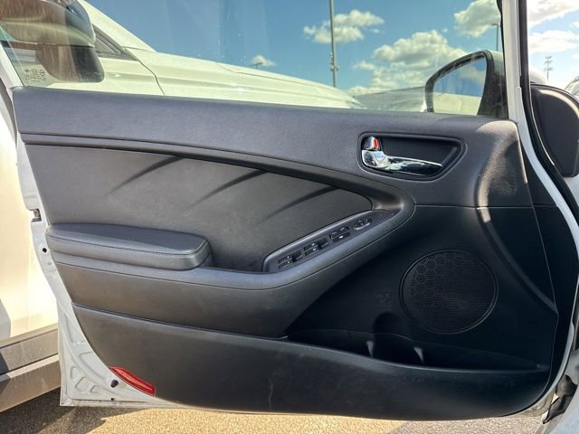 Used 2016 Kia Forte LX w/ LX Popular Package image 17