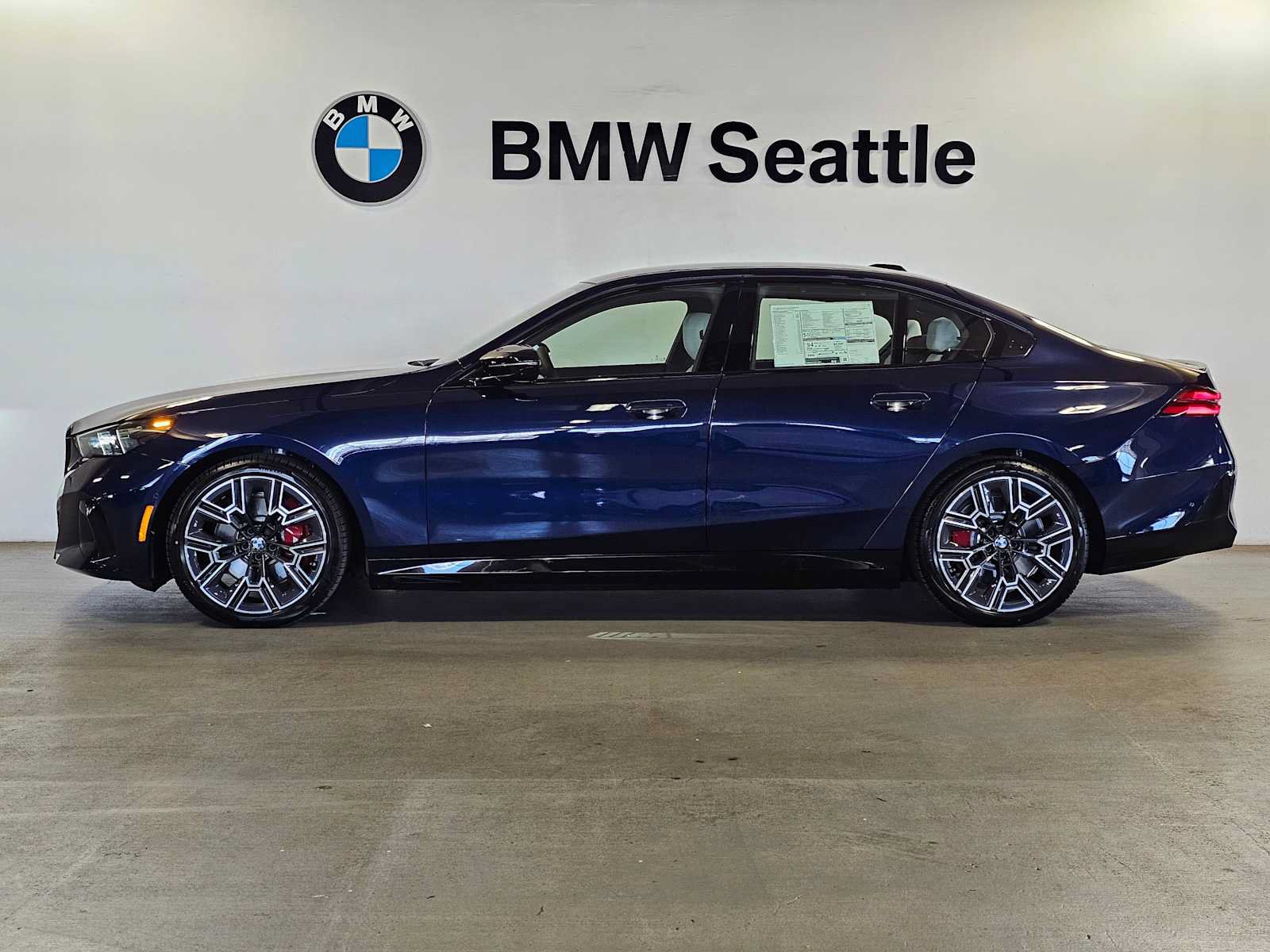 New 2026 BMW i5 M60 w/ Executive Package AWD/4WD image 3