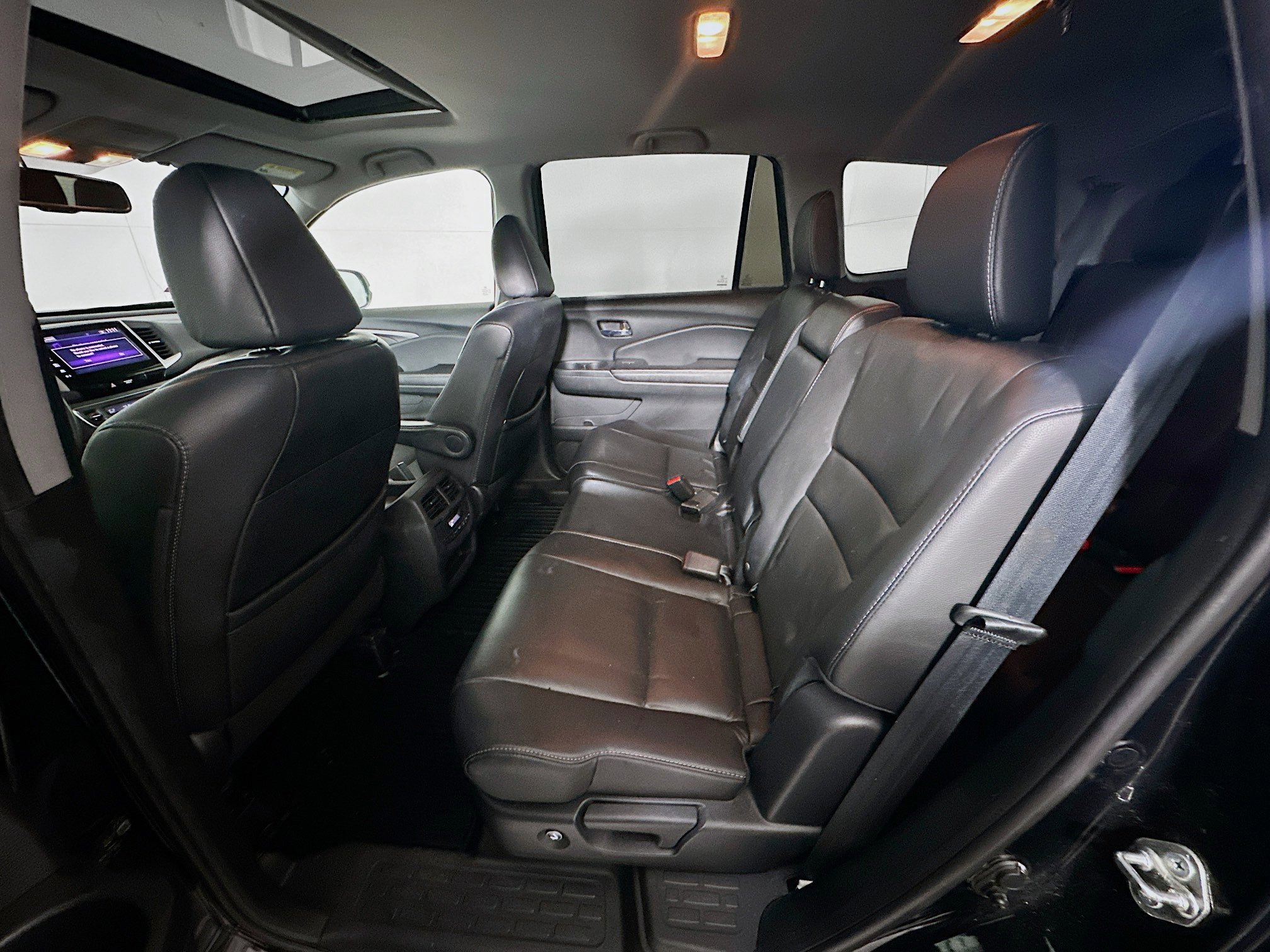 Used 2017 Honda Pilot EX-L image 28