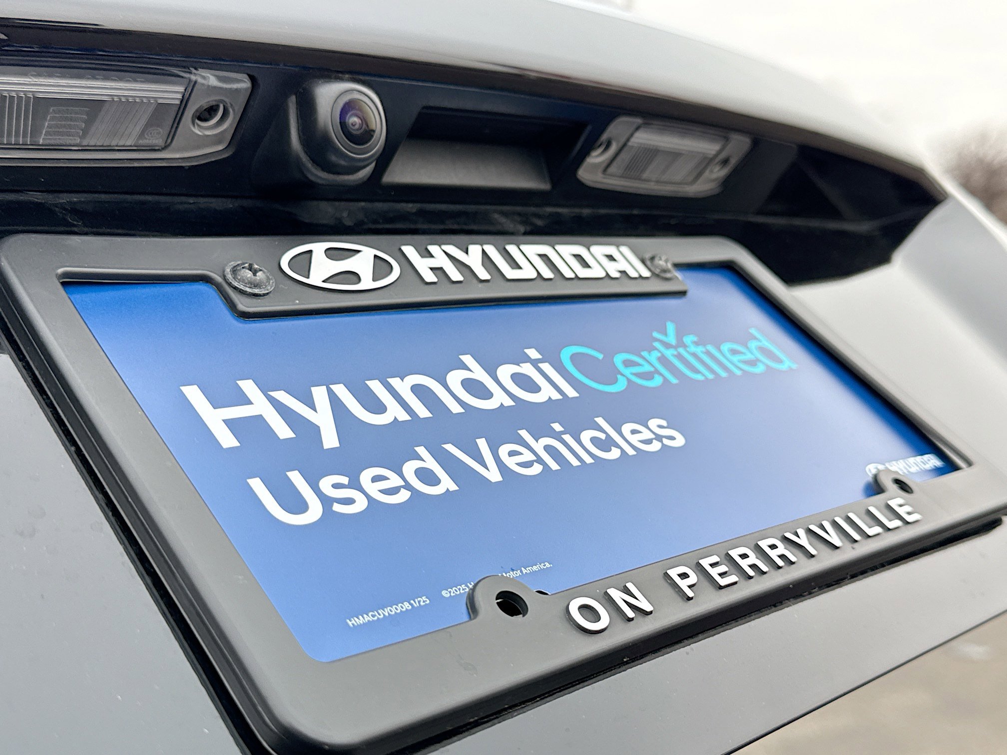 Certified 2023 Hyundai Kona Limited w/ Cargo Package image 15