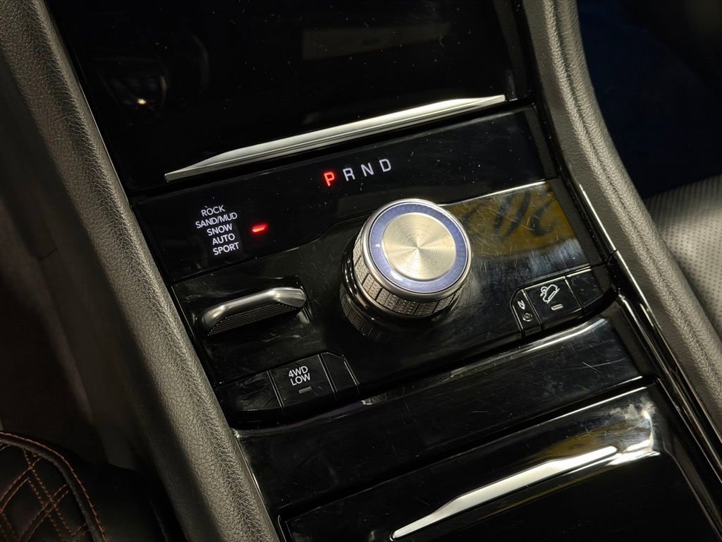 Used 2021 Jeep Grand Cherokee L Summit w/ Luxury Tech Group V image 36